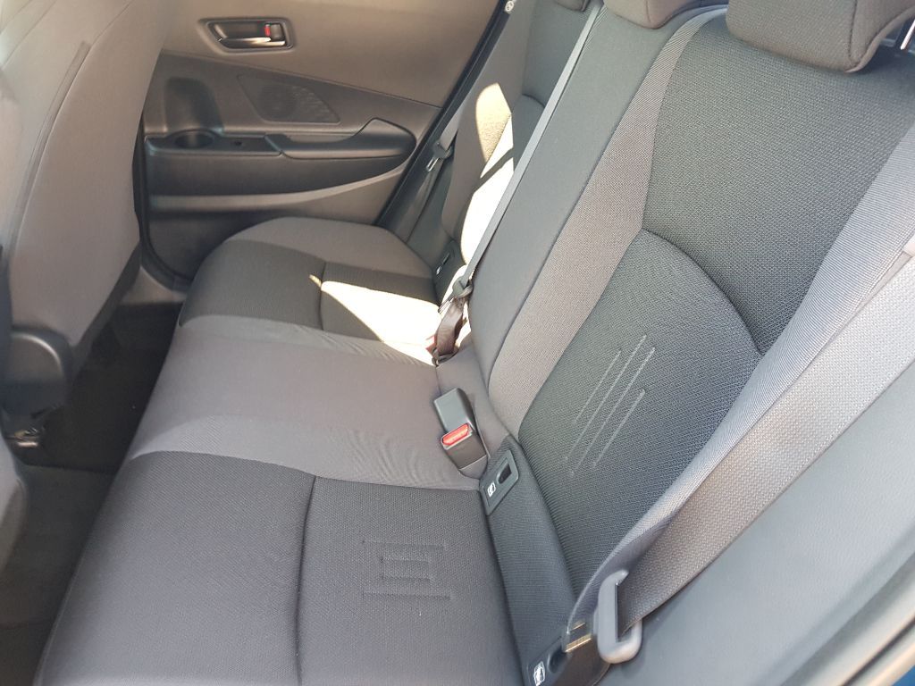 Toyota C-HR 1.8 Hybrid - Samsaru's Car Outlet