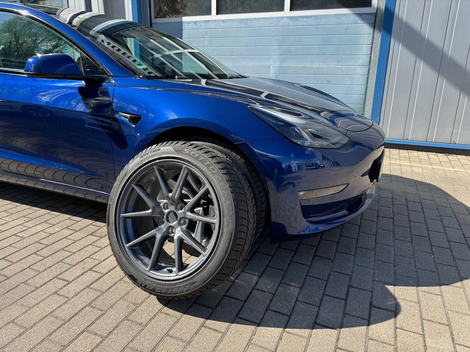 Tesla Model 3 Long Range Dual AWD + EAP + 8fachbereift