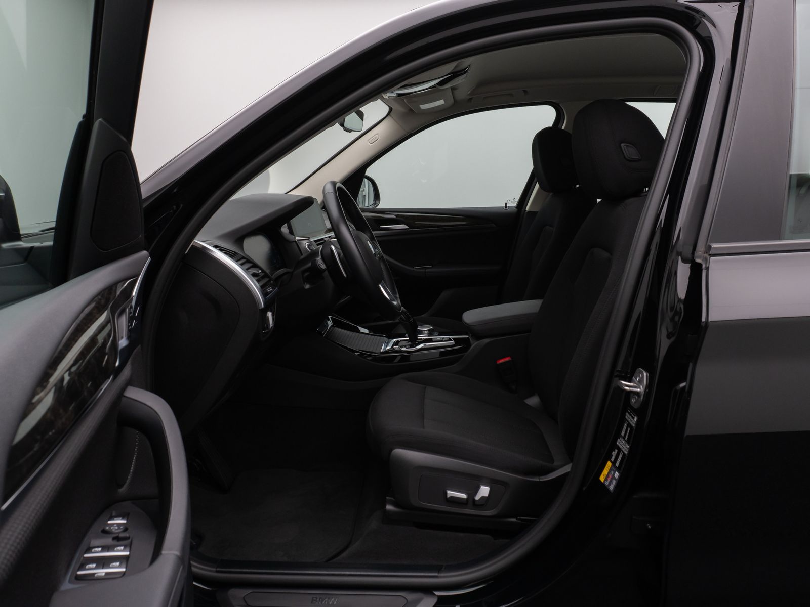 BMW X3 xD30e Kamera DAB HiFi Lenkrhzg Komfort Alarm