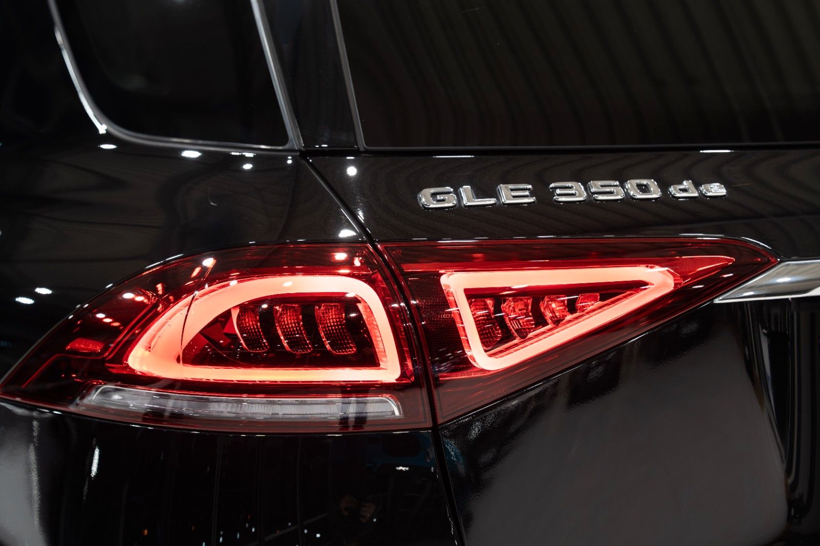 Mercedes-Benz GLE 350de 4M*AMG-LINE*NIGHT*SOFT-CLOSE*BURMESTER