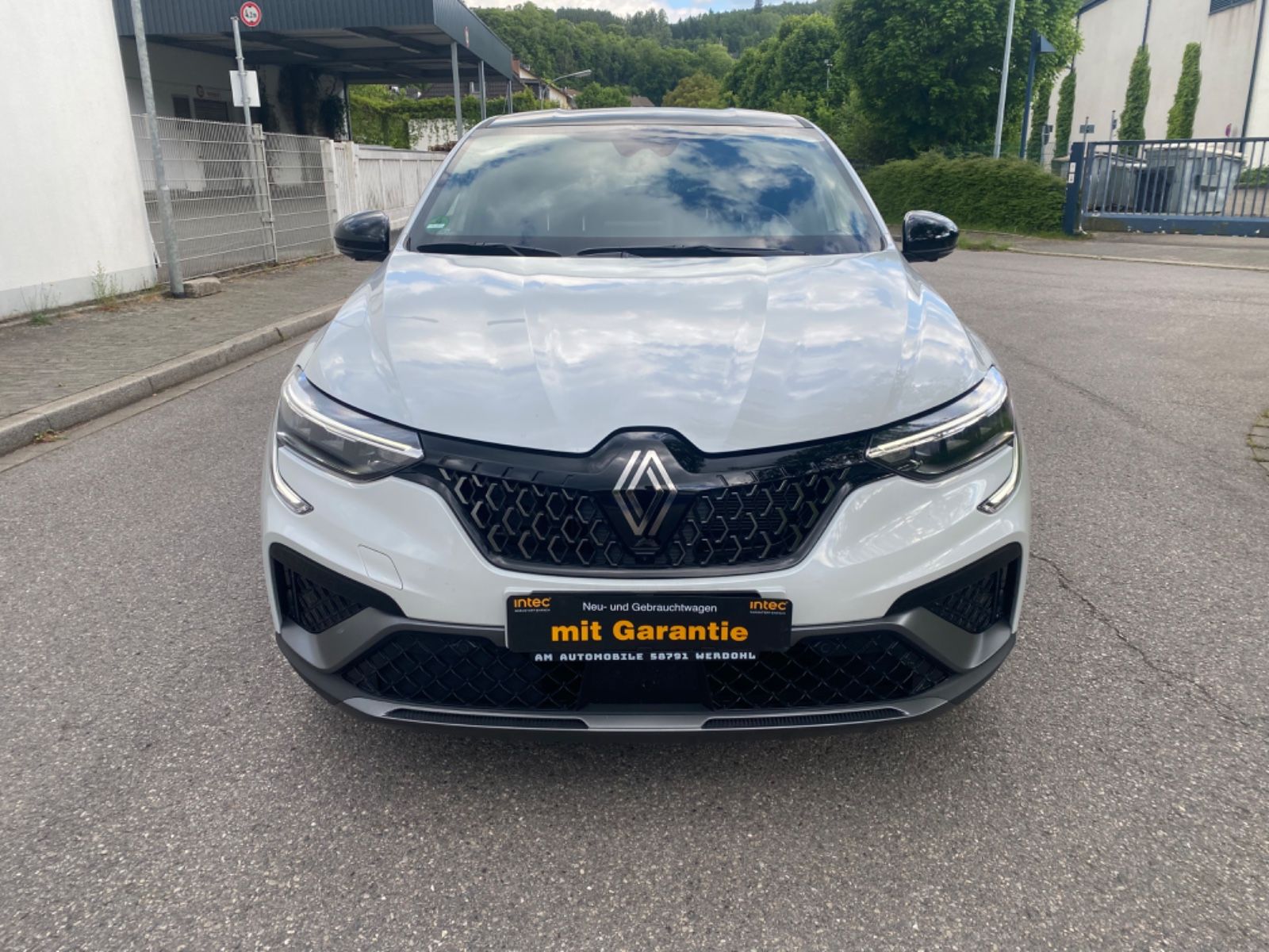 Renault Arkana Esprit Alpine - Samsaru's Car Outlet