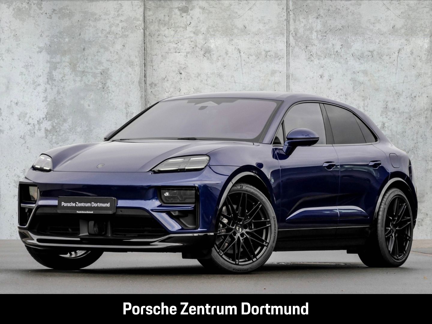 Porsche Macan Turbo BOSE Luftfederung Panorama InnoDrive