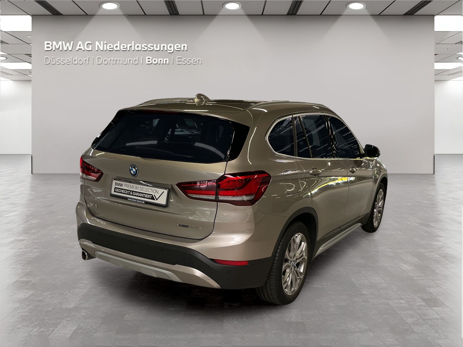 BMW X1 xDrive25e - Samsaru's Car Outlet