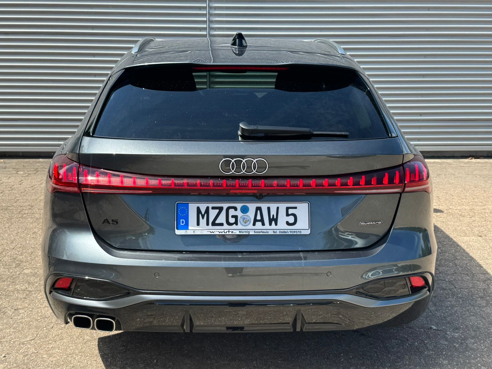 Audi A5 Avant TDI 150 kW quattro S-line AHK ACC