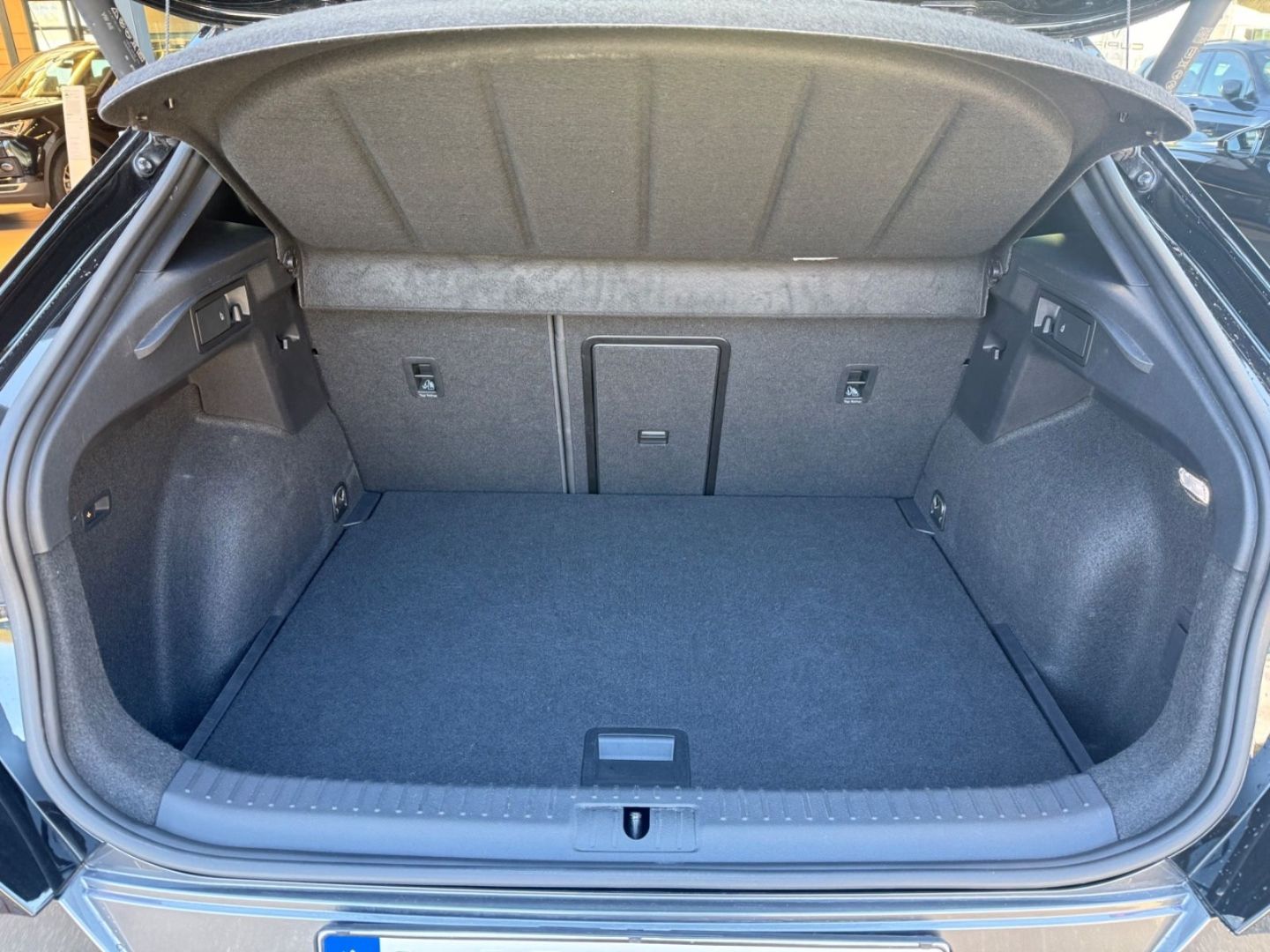 Cupra Formentor VZ 2.0TSI DSG *NAVI+LEDER+COPPER+AHK*