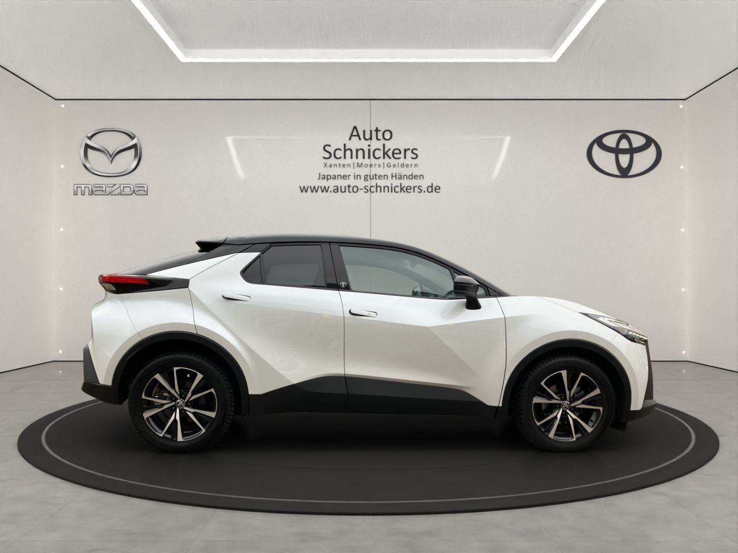 Toyota C-HR Hybrid  Team Deutschland+TEC-P !!