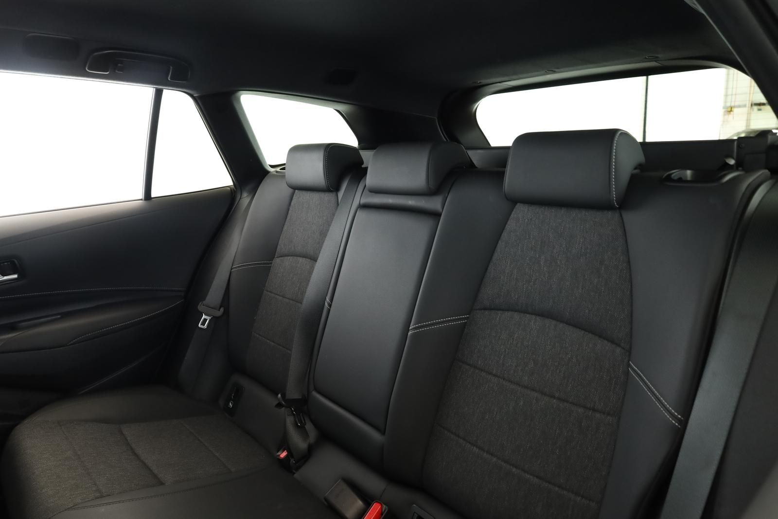 Toyota Corolla Touring Sports 1.8 CVT Team D Navi Kam