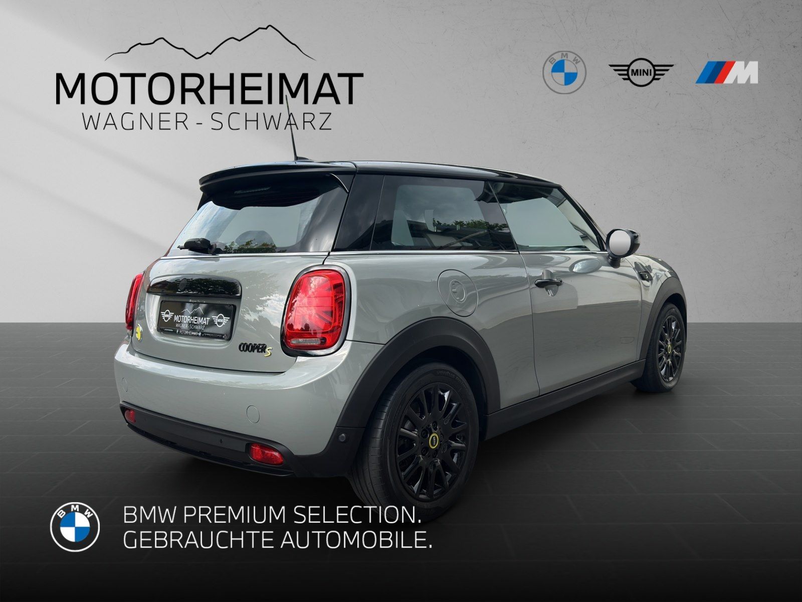 MINI Cooper SE Classic Piano Black - Samsaru's Car Outlet
