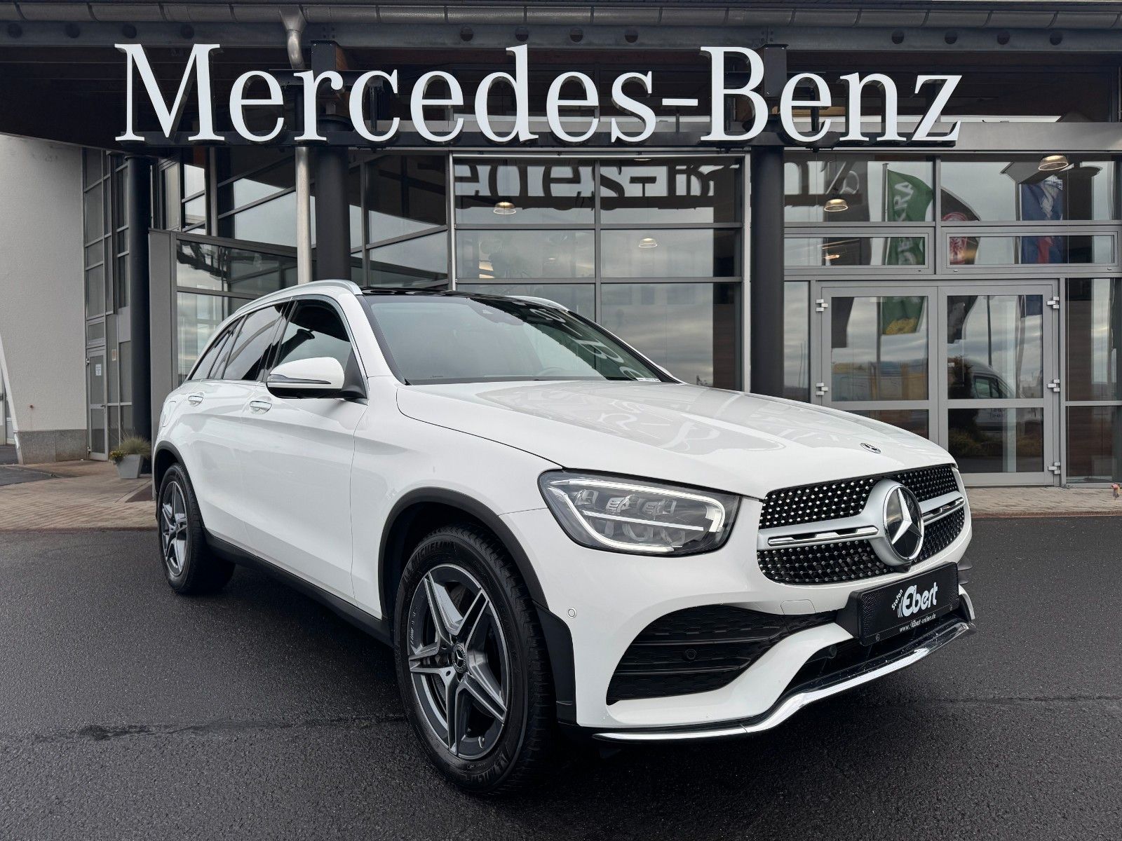 Mercedes-Benz GLC 200 4M AMG+Pano+Distr+StandH+AHK+360+HUD