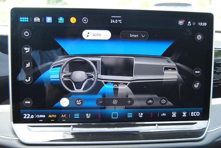 Volkswagen Passat 1.5 eHybrid DSG Elega.AHK.Navi-Max.HUD
