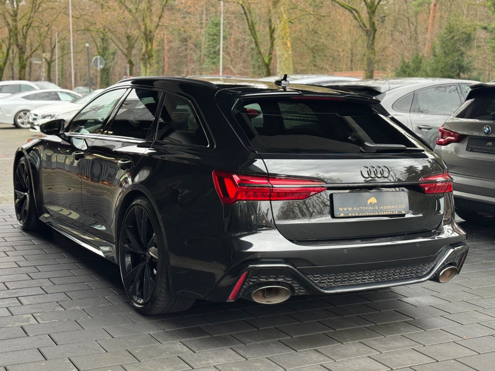 Audi RS6 Avant 4.0 TFSI quattro/PANO/HEADUP/B&O/BLACK
