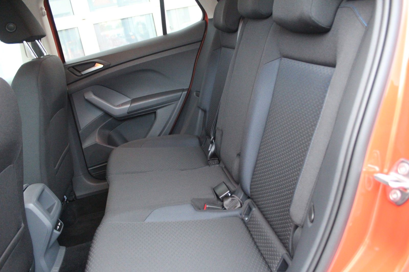 Volkswagen T-Cross United DSG - Samsaru's Car Outlet