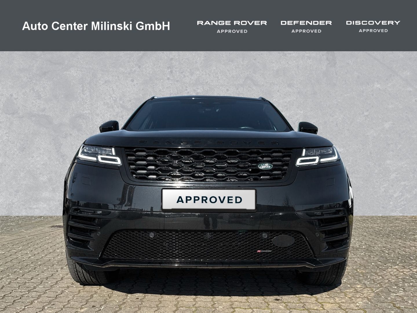 Range Rover Velar D300 R-Dynamic SE Black - Samsaru's Car Outlet