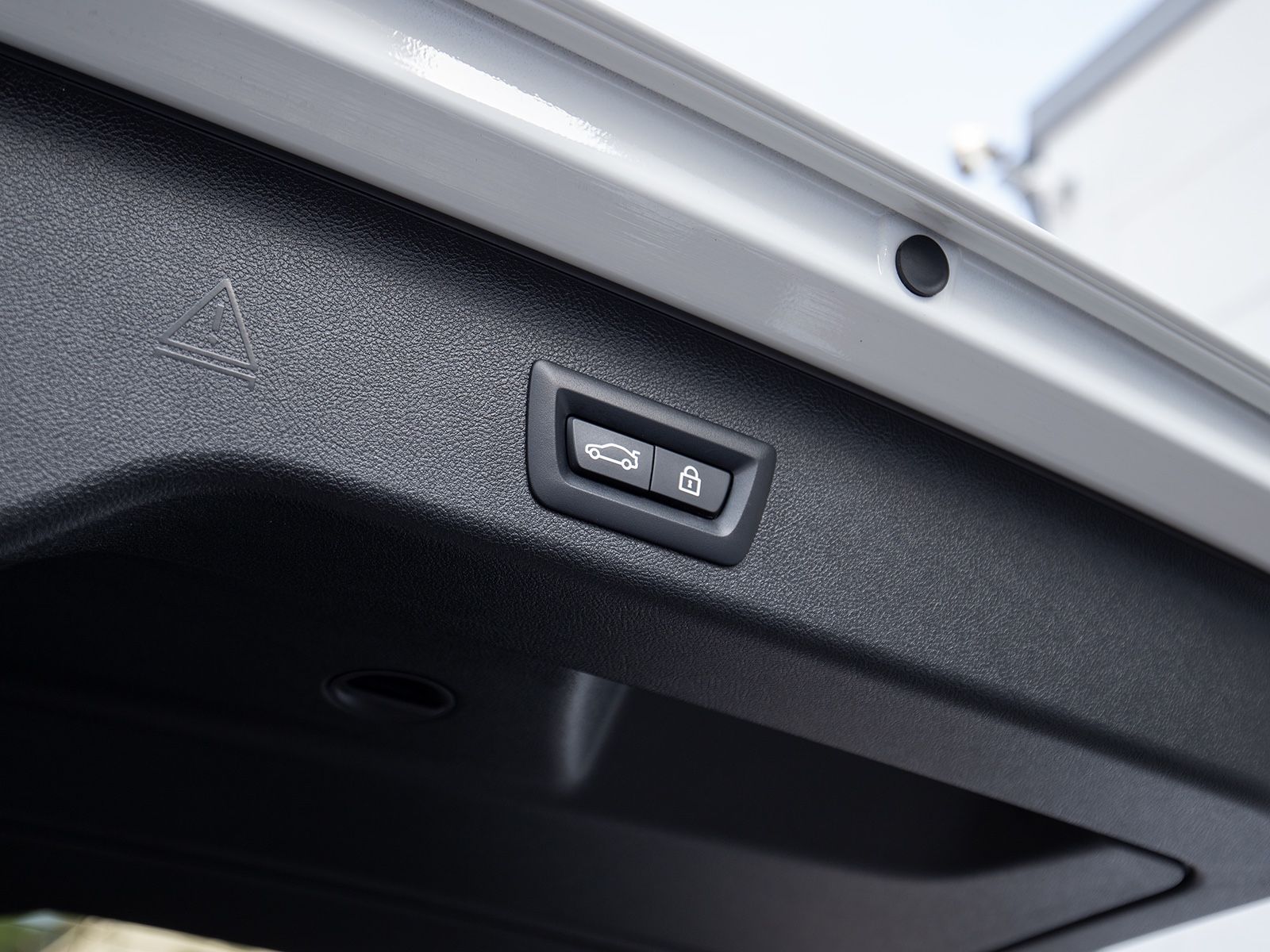 BMW 530e xD M-Sport 360°LenkHz.HuD Sitzlüft.PANO