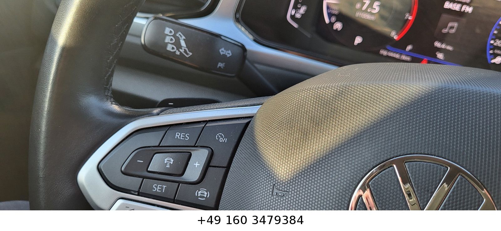 Volkswagen T-Roc Life - Samsaru's Car Outlet