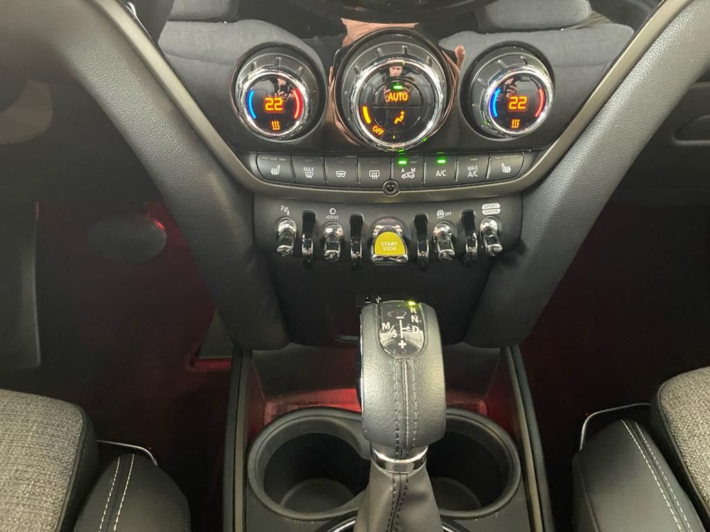 MINI Cooper SE Countryman All4 Classic - Samsaru's Car Outlet