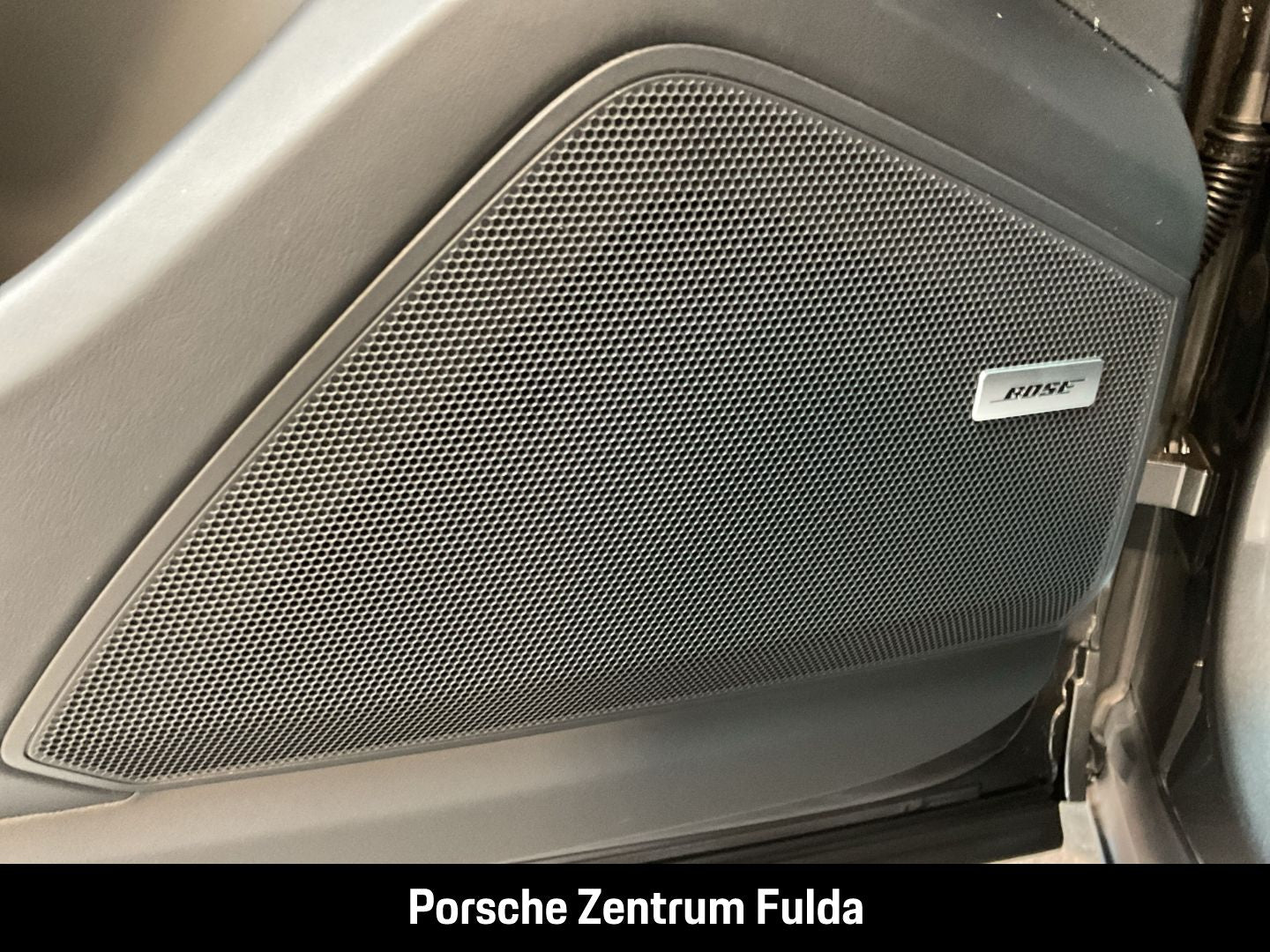 Porsche Cayenne BOSE Luftfederung Panorama Surround-View