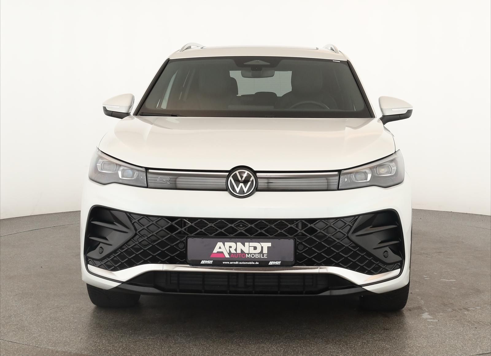 Volkswagen Tiguan 2.0 TDI 4M DSG R-Line Leder Pano Navi 360