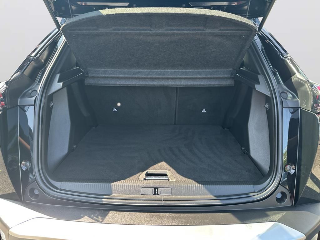 Peugeot e-2008 Active Pack - Samsaru's Car Outlet