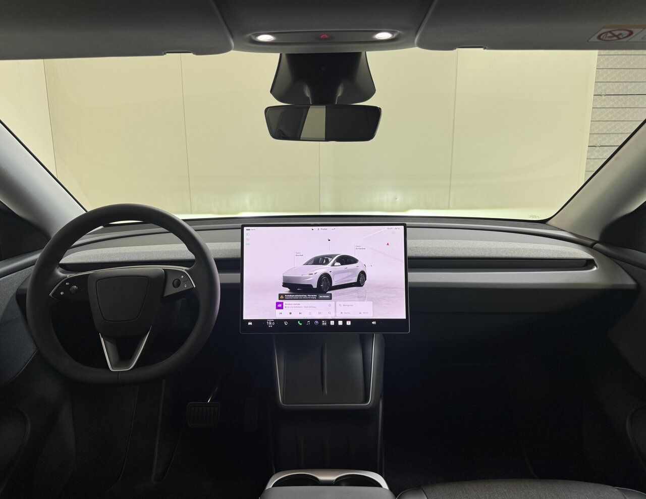 Tesla Model Y  Standard Range - 450 Km Range! Topstaat