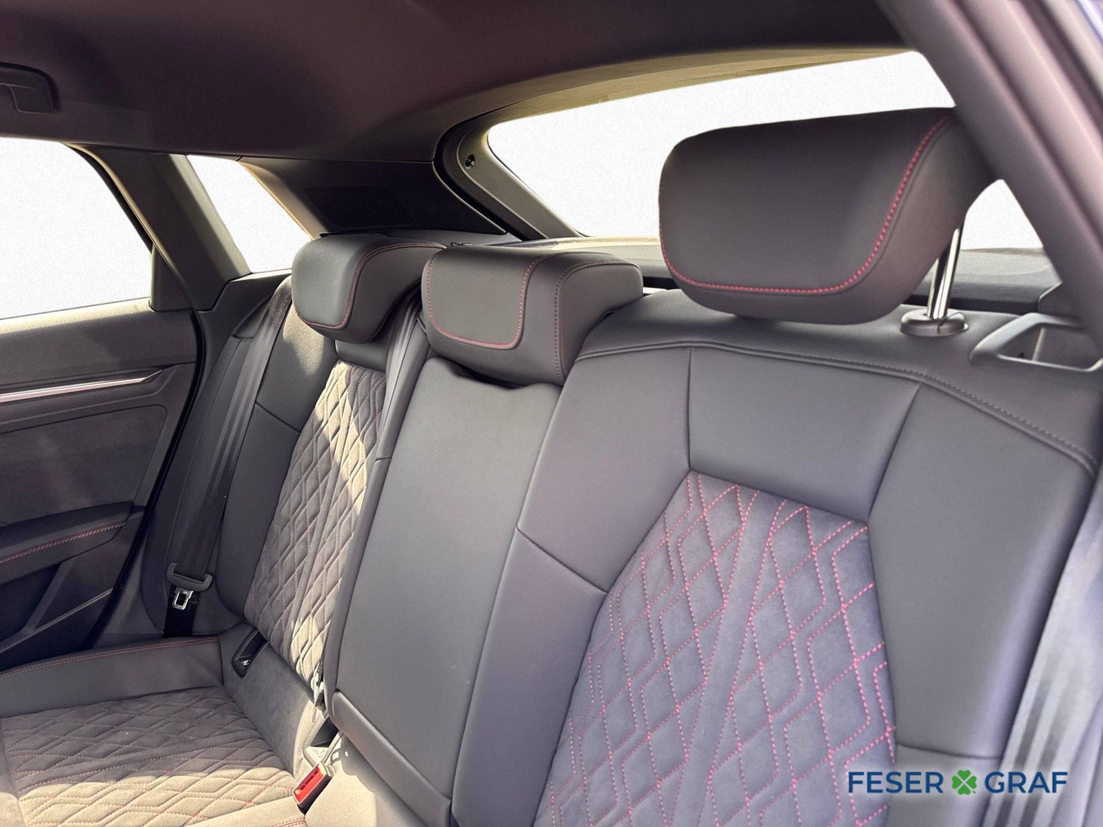 Audi A3 Spb. 35 TFSI - 2 x S line - Samsaru's Car Outlet