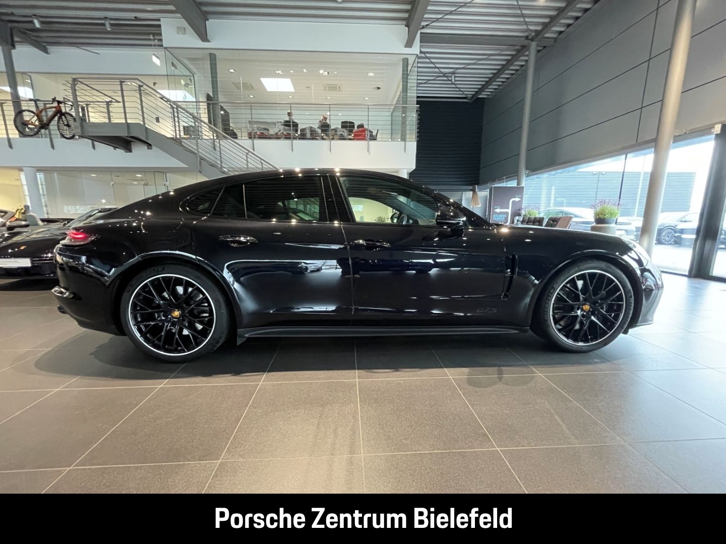 Porsche Panamera GTS BOSE Luftfederung Sportabgas LED