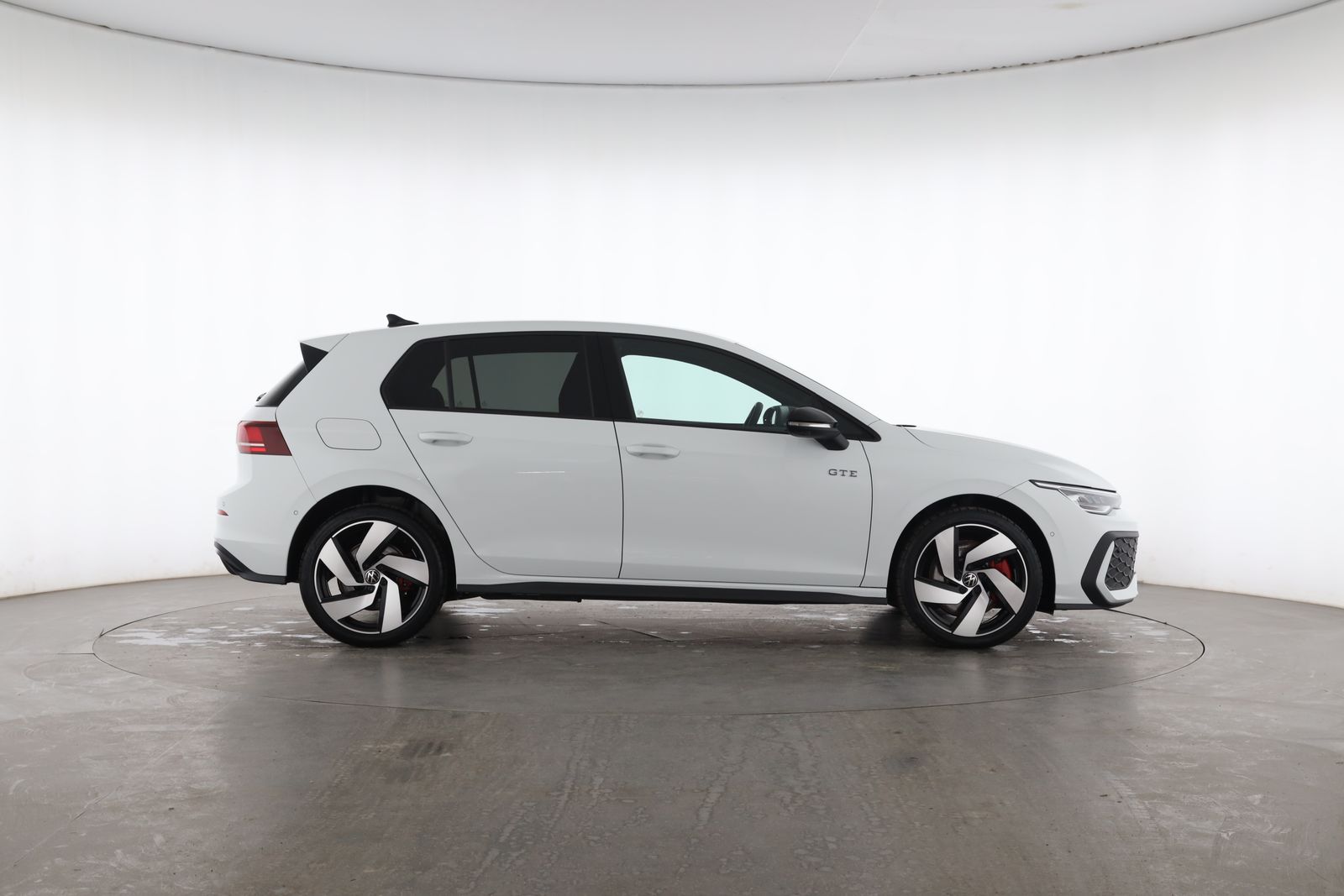 Volkswagen Golf VIII GTE 1.5 TSI DSG eHybrid | NAVI | LED |