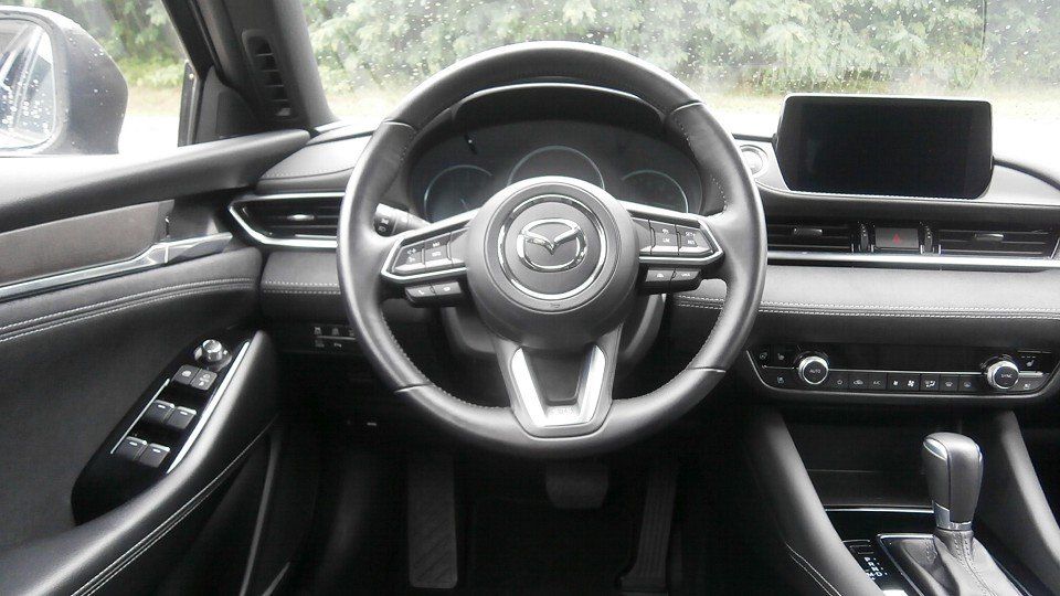 Mazda 6 2.5L SKYACTIV G 194PS 6AT FWD TAKUMI SUNROOF