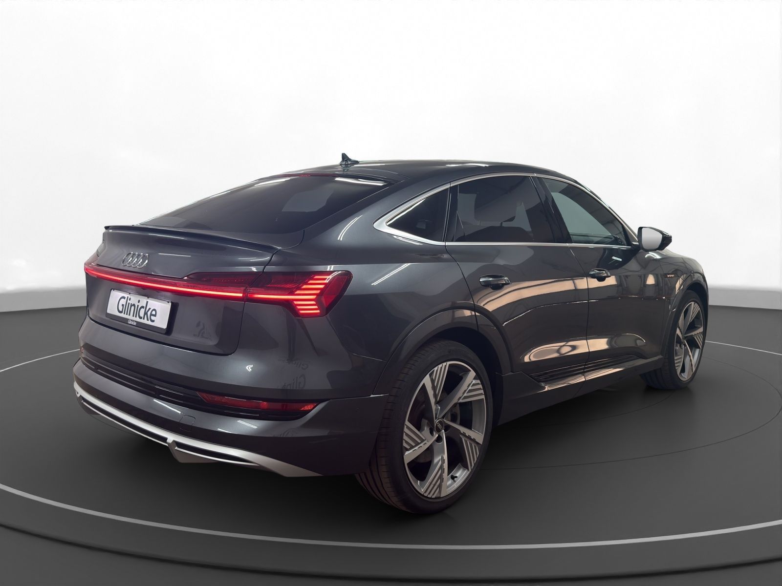 Audi e-tron Sportback 55 qu. S line AHK Pano Matrix L