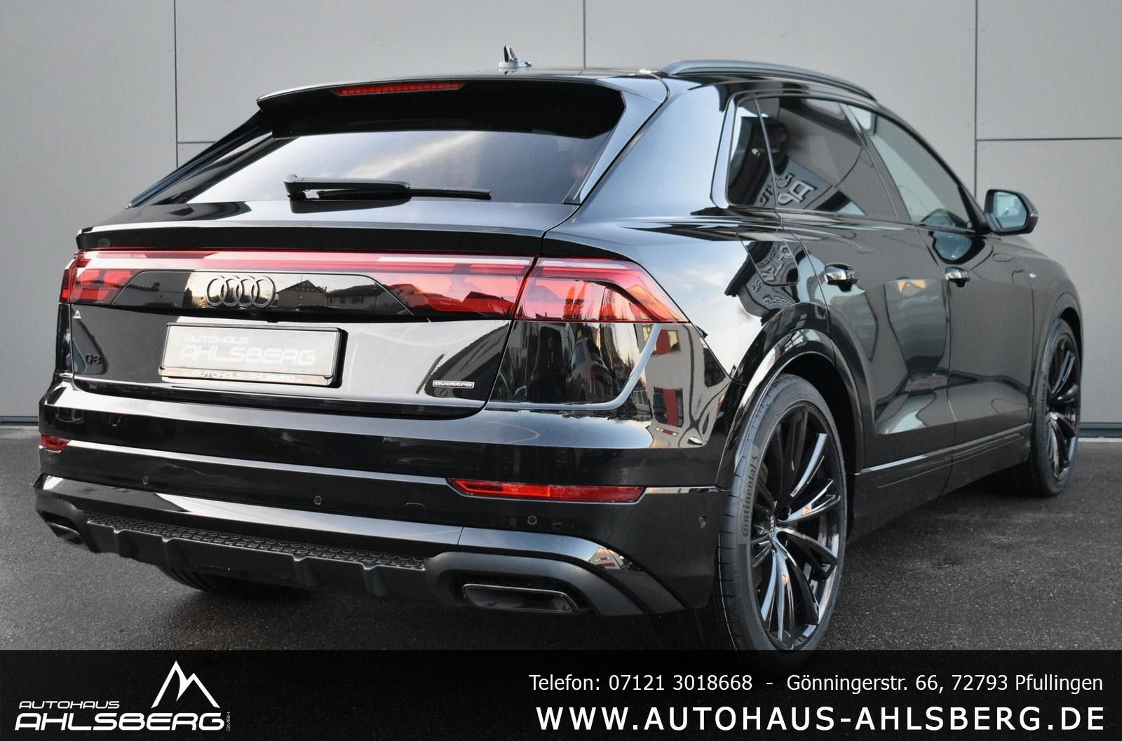 Audi Q8 S-LINE - Samsaru's Car Outlet