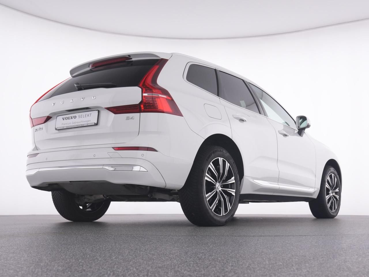 Volvo XC60 B4 Inscription - Samsaru's Car Outlet