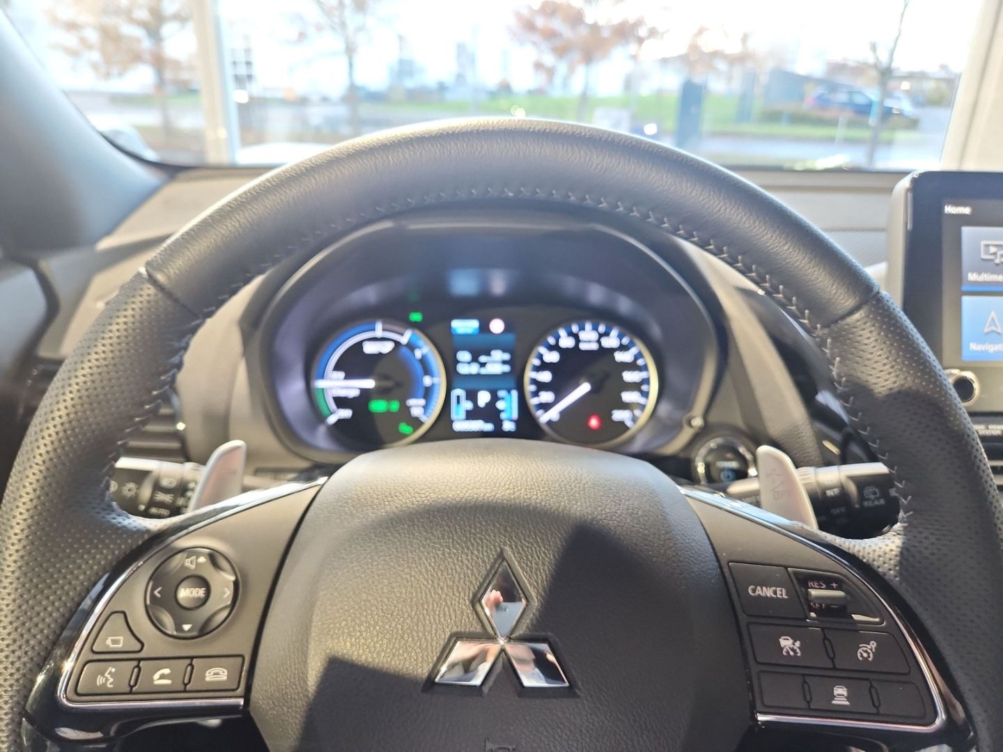 Mitsubishi Eclipse Cross Plug-In Hybrid Select Black WR Gar