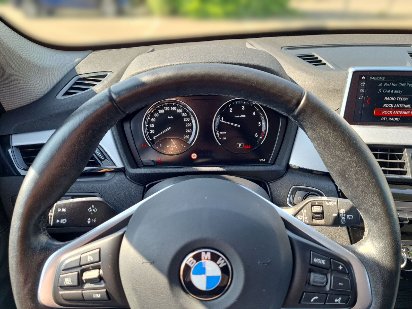 BMW X1 18d xDrive Business - Samsaru's Car Outlet