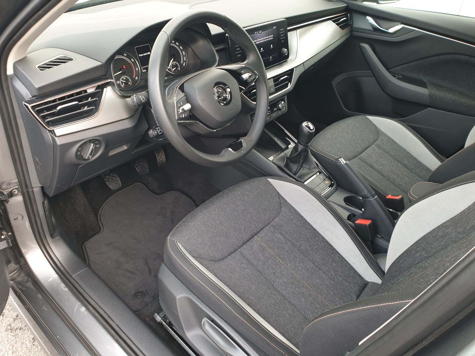 Skoda Kamiq Style - Samsaru's Car Outlet