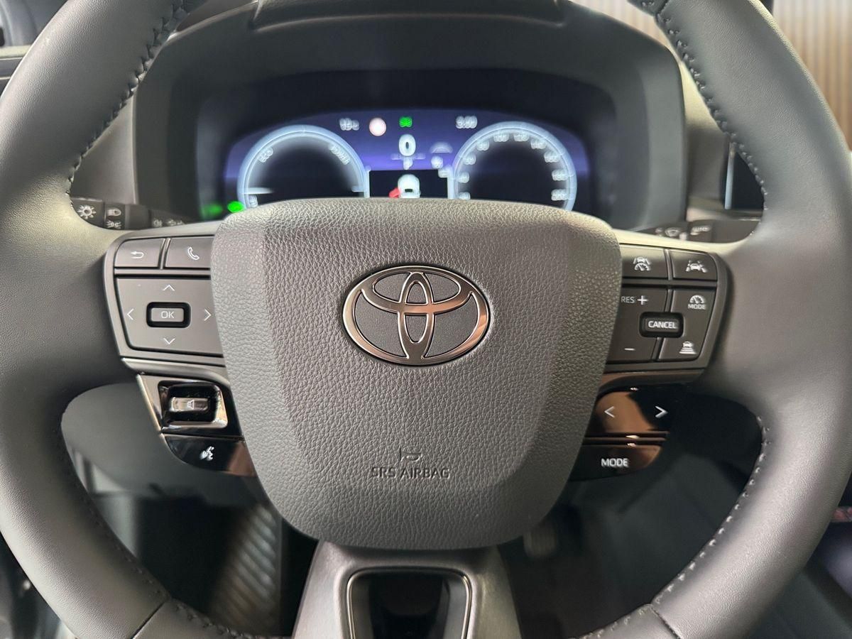 Toyota C-HR 1.8 Hybrid Team D + Technik-Paket el.Heckkl