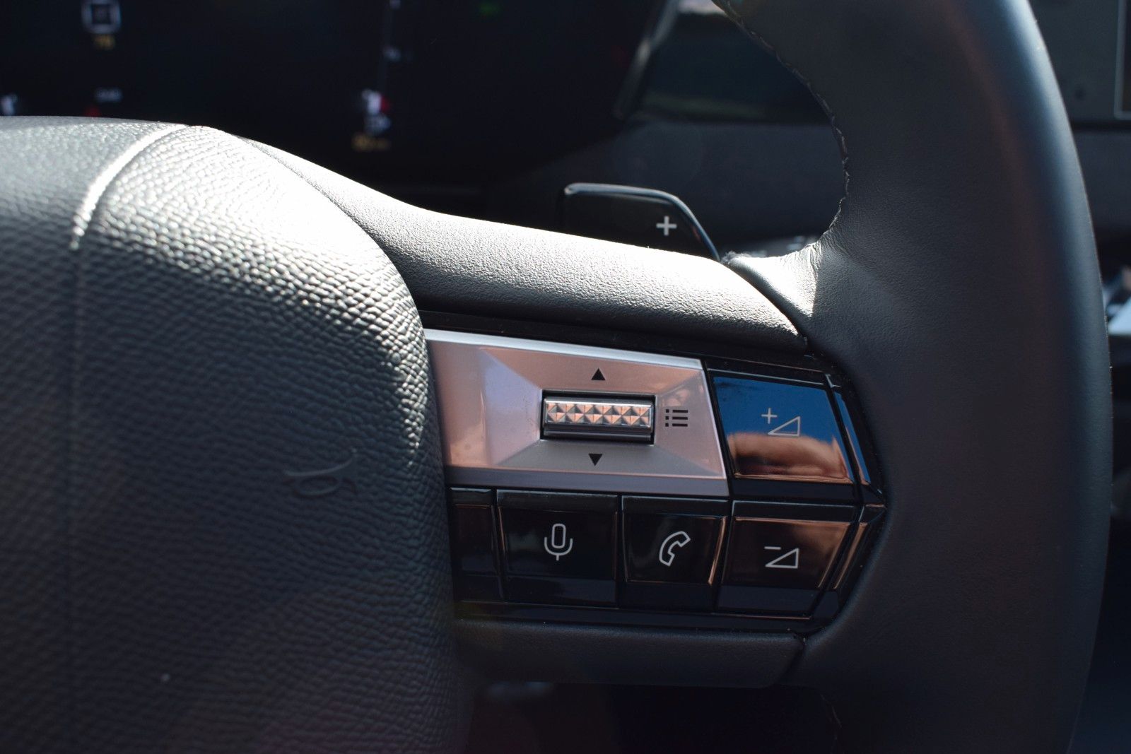 DS Automobiles DS 4 "Étoile" LED/Navi/Massage/360-Grad