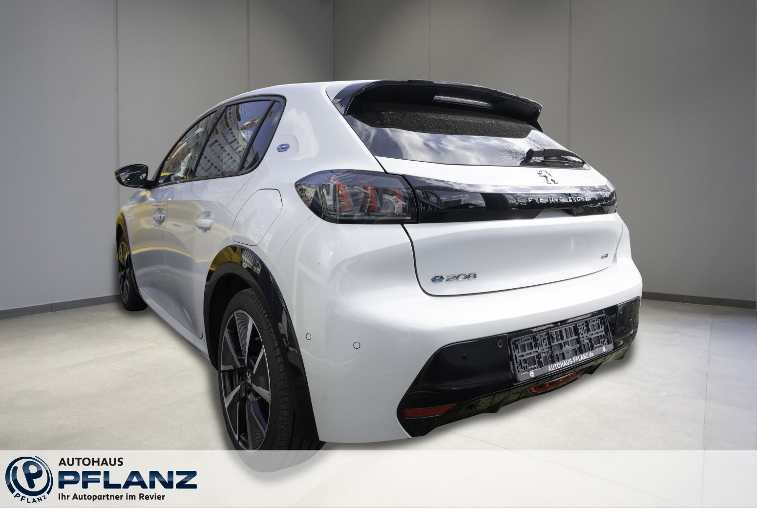 Peugeot e-208 GT Pack - Samsaru's Car Outlet