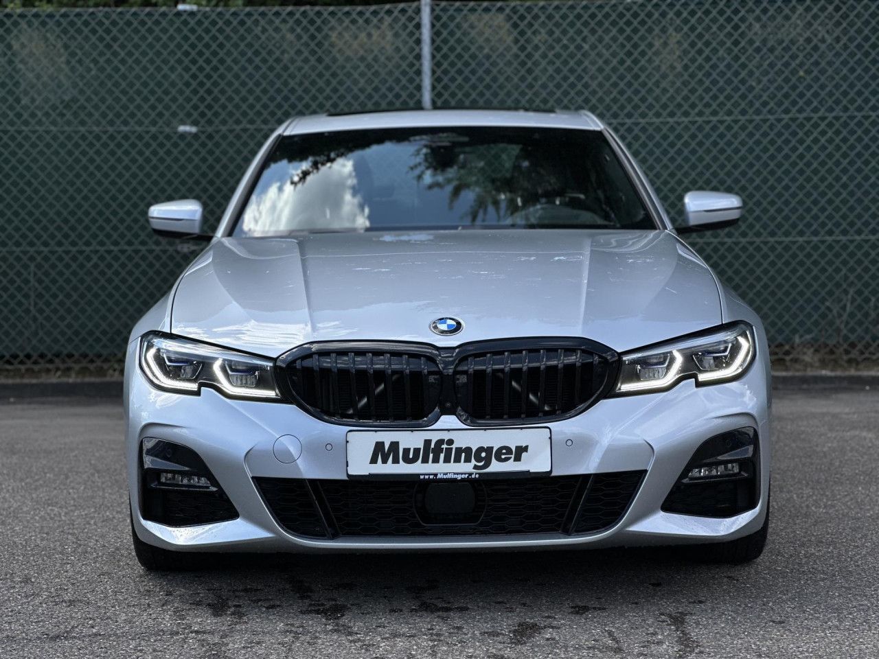 BMW 330d M Sport - Samsaru's Car Outlet