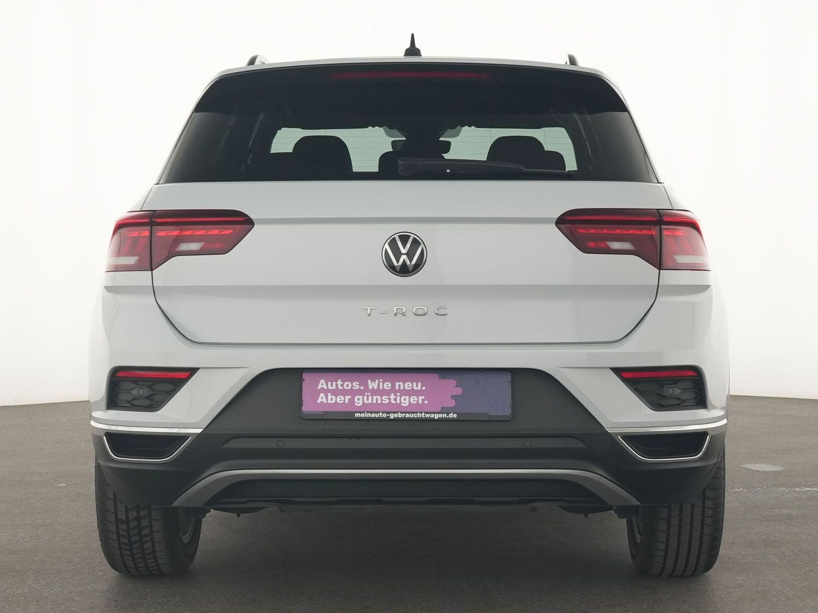 Volkswagen T-Roc Sport - Samsaru's Car Outlet