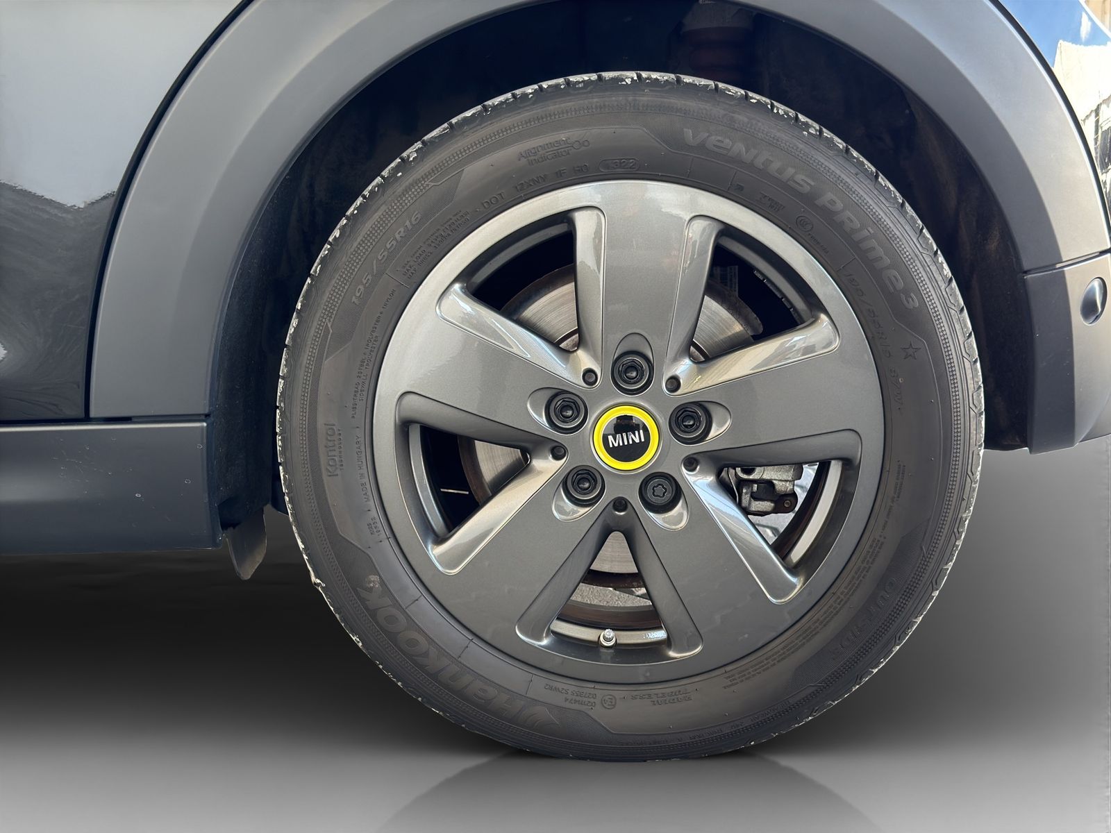 MINI Cooper SE Sport-LR - Samsaru's Car Outlet