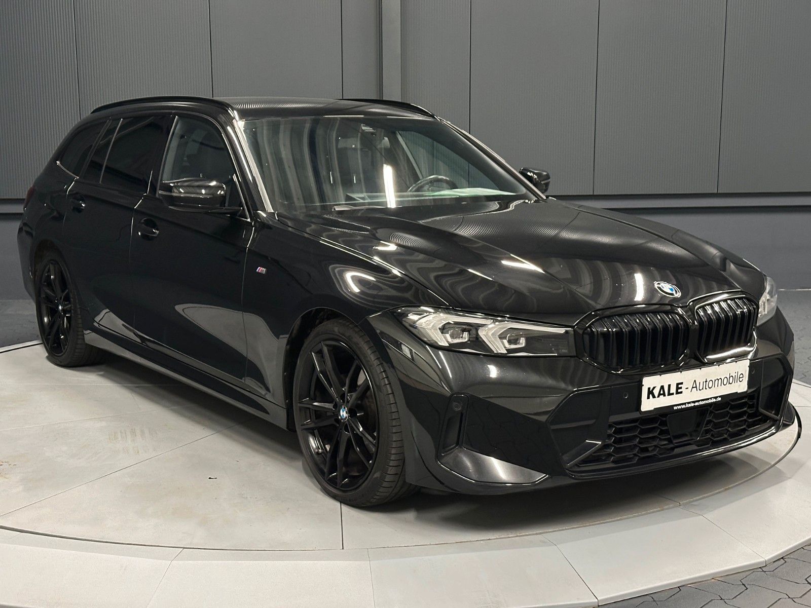 BMW 320d touring xDrive M-Sport - Samsaru's Car Outlet