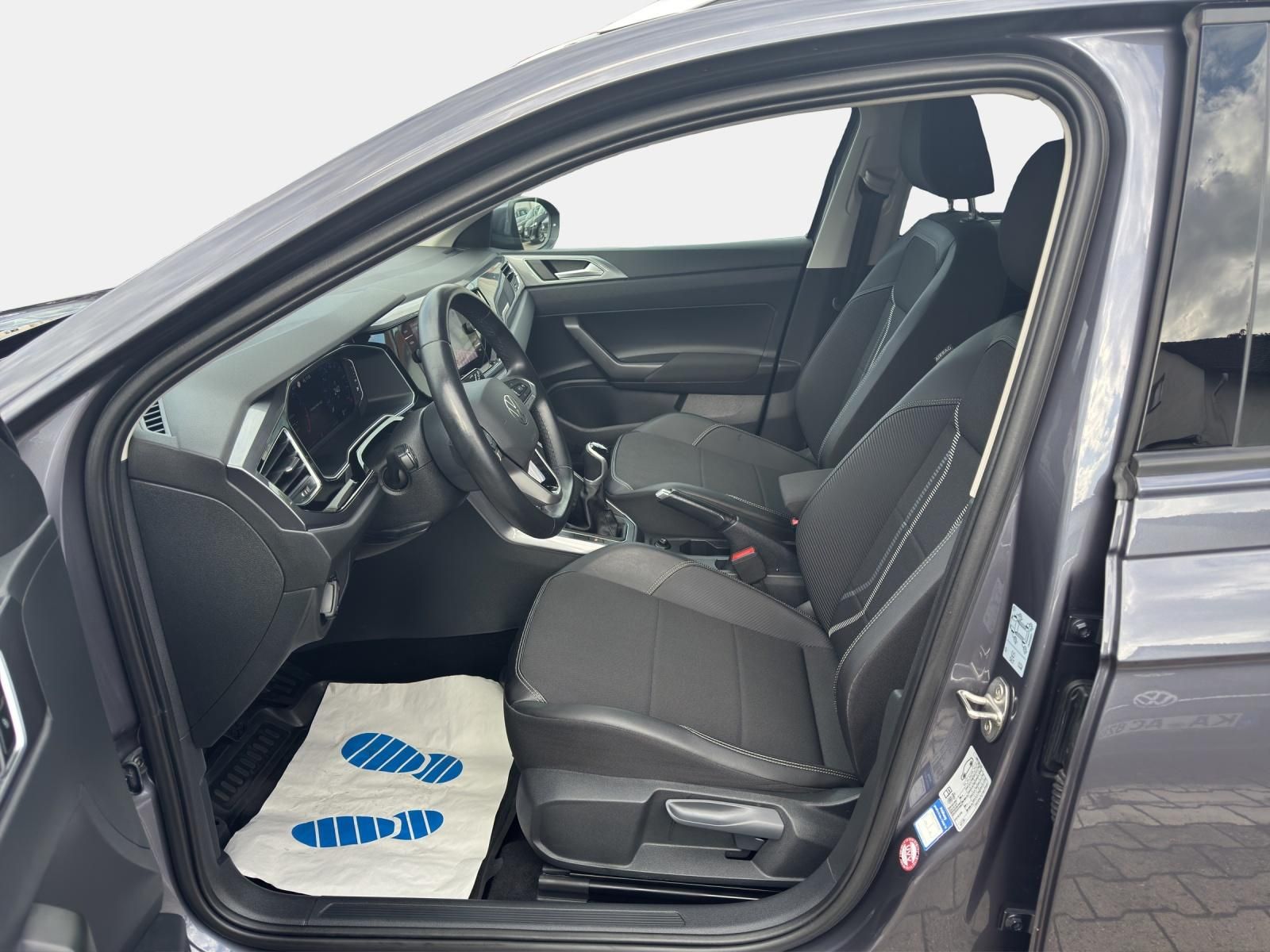 Volkswagen Taigo 1.0 TSI Style - Samsaru's Car Outlet
