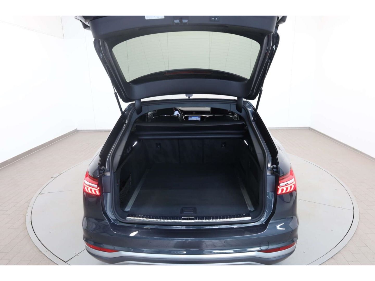 Audi A6 allroad 45 TDI quattro - Samsaru's Car Outlet