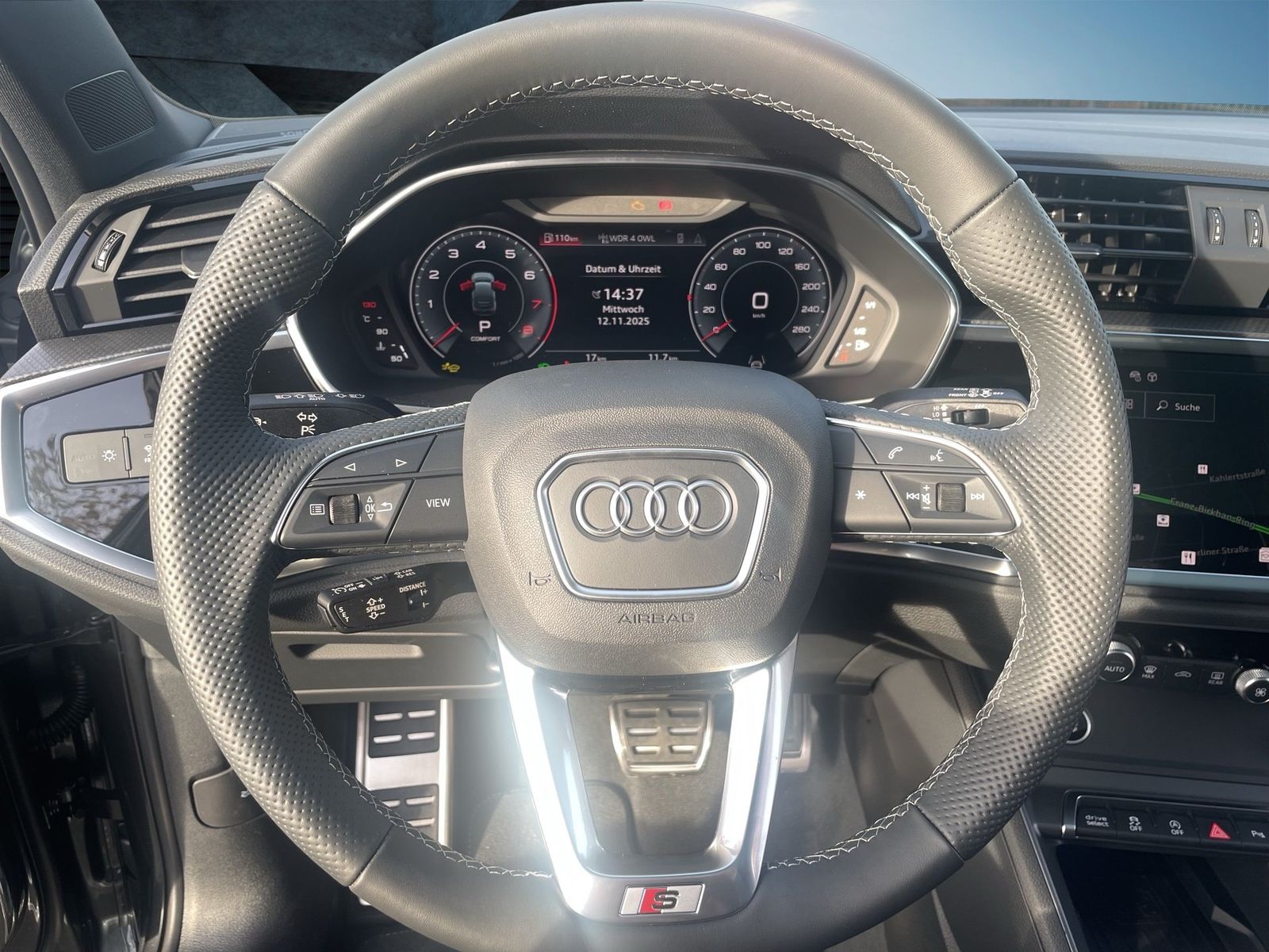 Audi Q3 Sportback 40TFSI S-Line Matrix|AHK|Pano