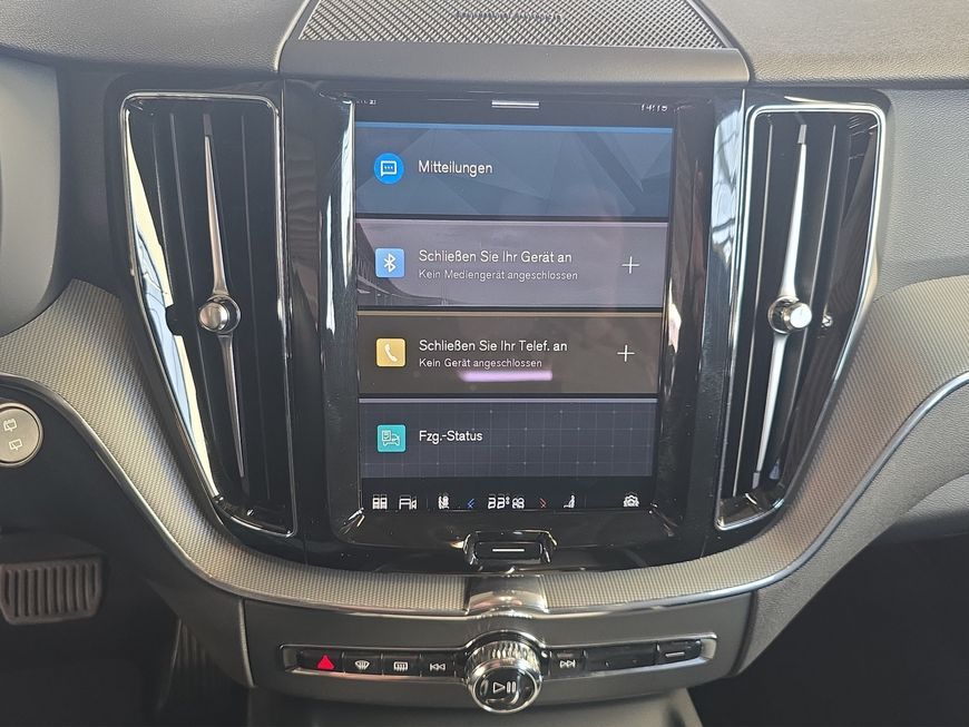 Volvo XC60 B5 B AWD Core