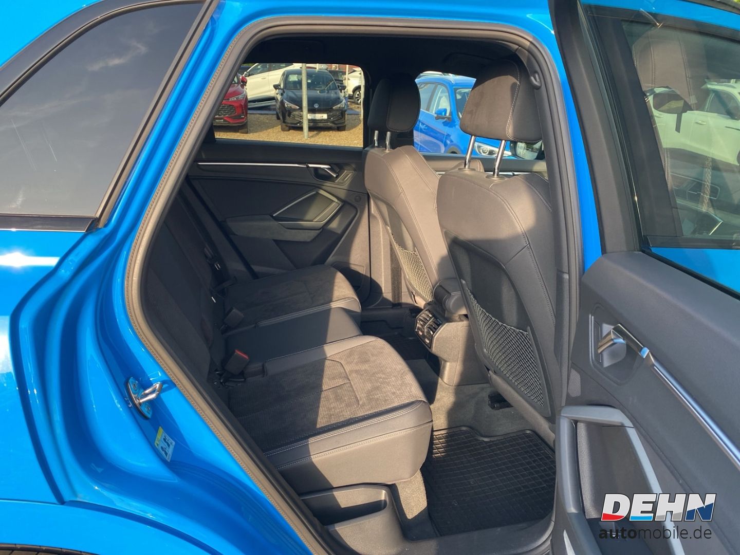 Audi Q3 2.0 TDI quattro S-Line - Samsaru's Car Outlet