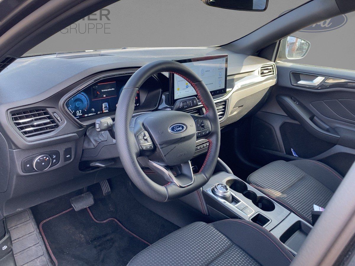 Ford FOCUS ST-Line X LED+AHK+Kamera+Winterpaket