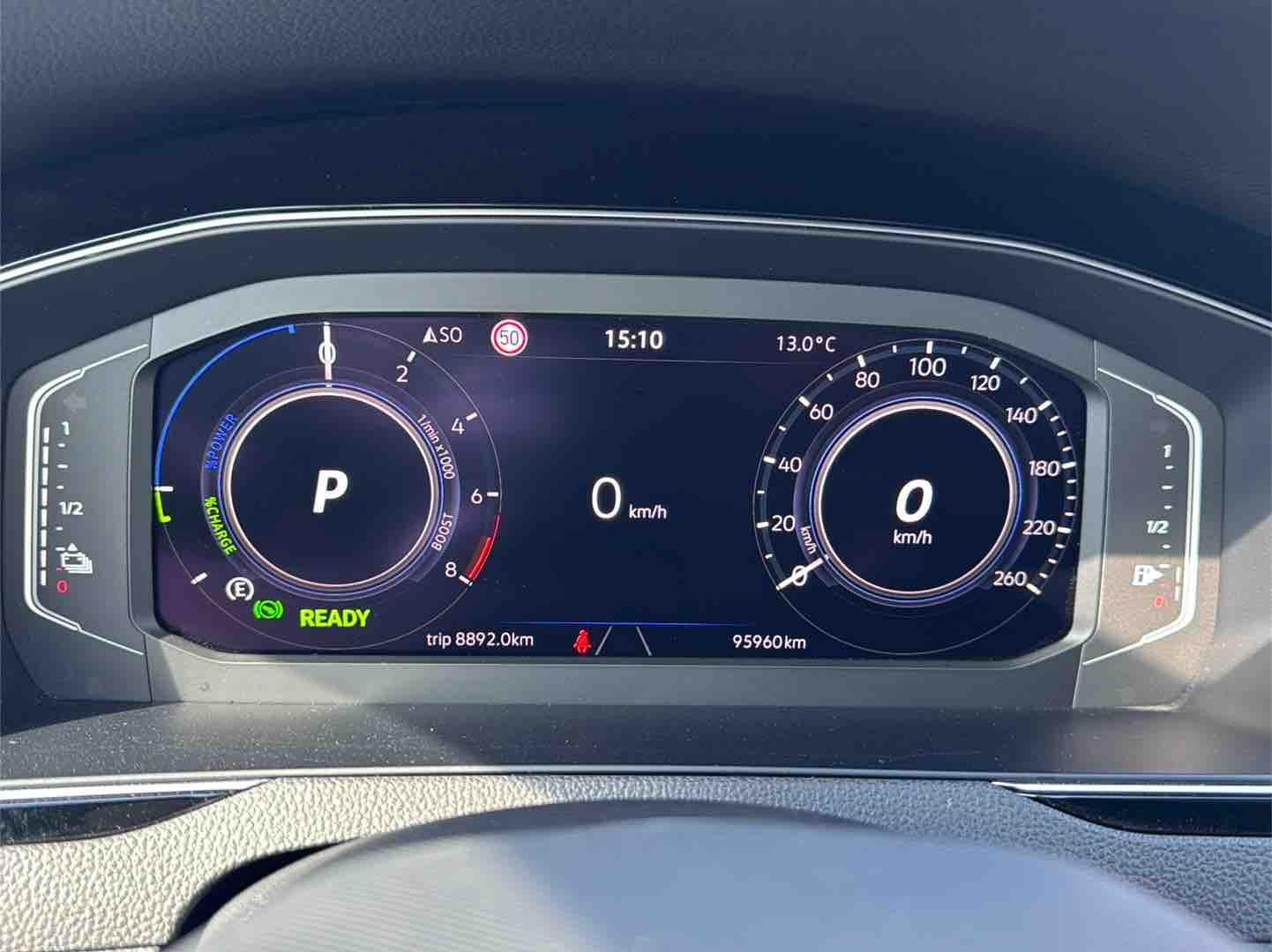 Volkswagen Passat Variant GTE - Samsaru's Car Outlet