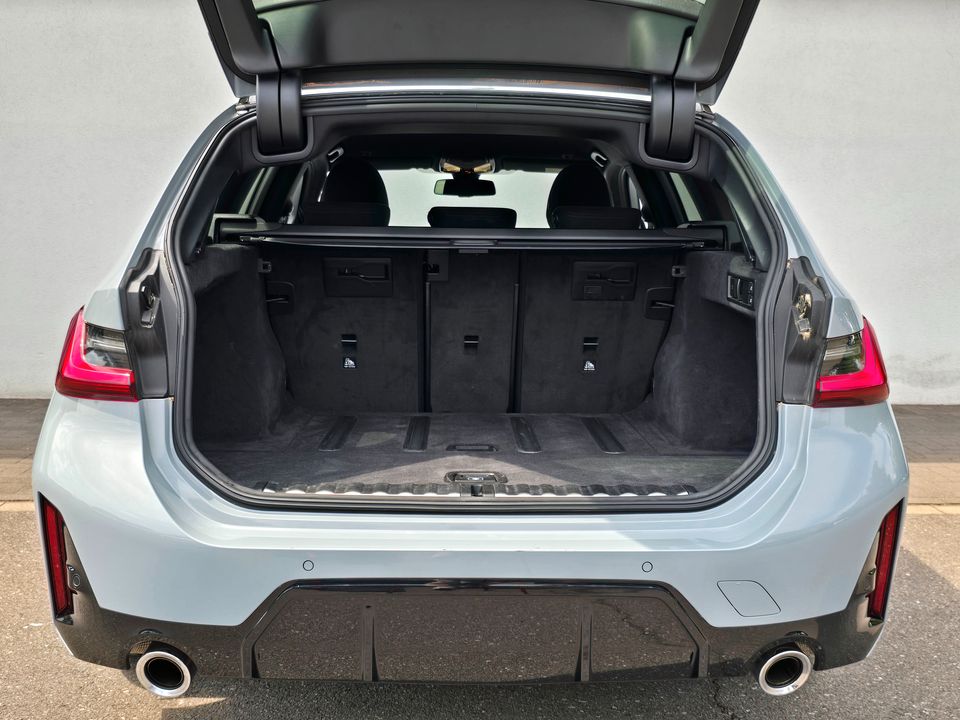 BMW 320d xDrive Touring M Sportpaket *ab 2,49% eff.*