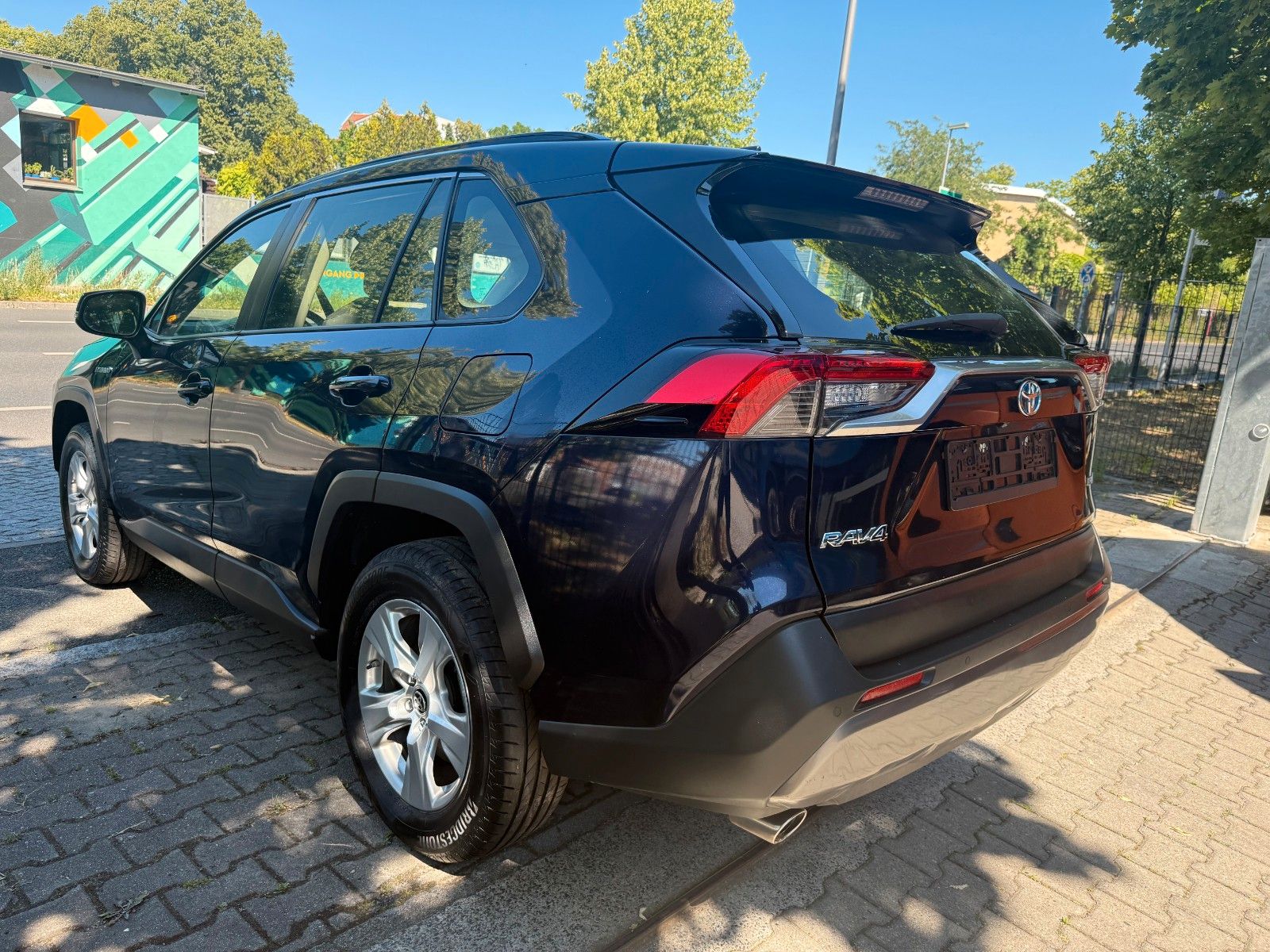 Toyota RAV 4 RAV4 Hybrid 4x2 Business Edition - Samsaru's Car Outlet